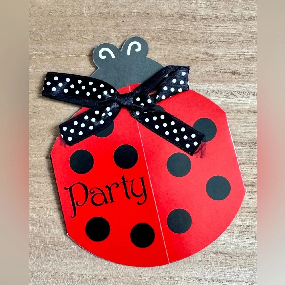 Creative Converting Ladybug Party Invitations 16 Cards & Envelopes Polka Dot Bow